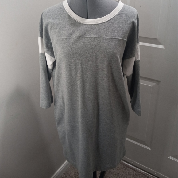 Ellison Grey T Shirt Dress or Top Size Small - Picture 2 of 5